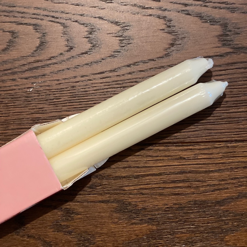 2 Ivory Taper Candles White Avon Candle Vintage NWT NIB